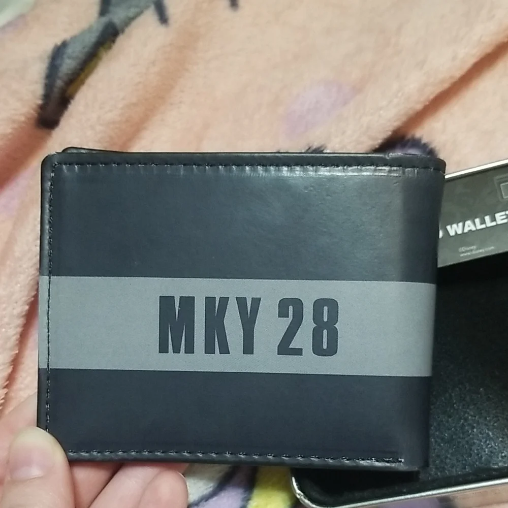 Disney Mickey Mouse  Bifold Wallet in a Decorative Tin Case - Picture 5 of 7